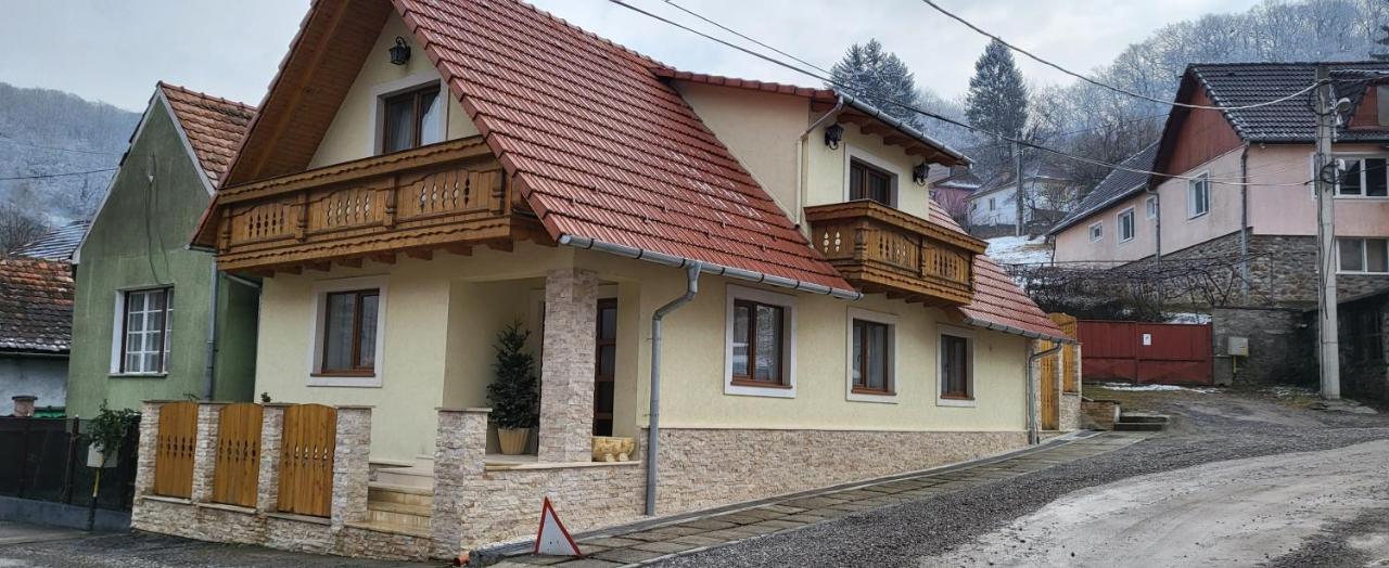 Casa Hetrea Βίλα Σιγκισοάρα Εξωτερικό φωτογραφία