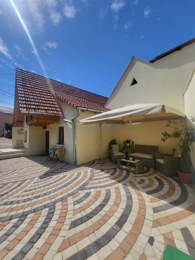 Casa Hetrea Βίλα Σιγκισοάρα Εξωτερικό φωτογραφία